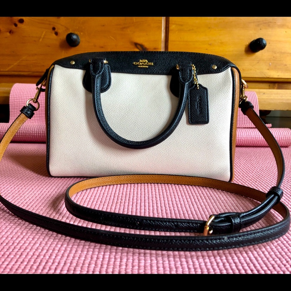 Coach crossbody/tote.  White/Blk/Tan  like new